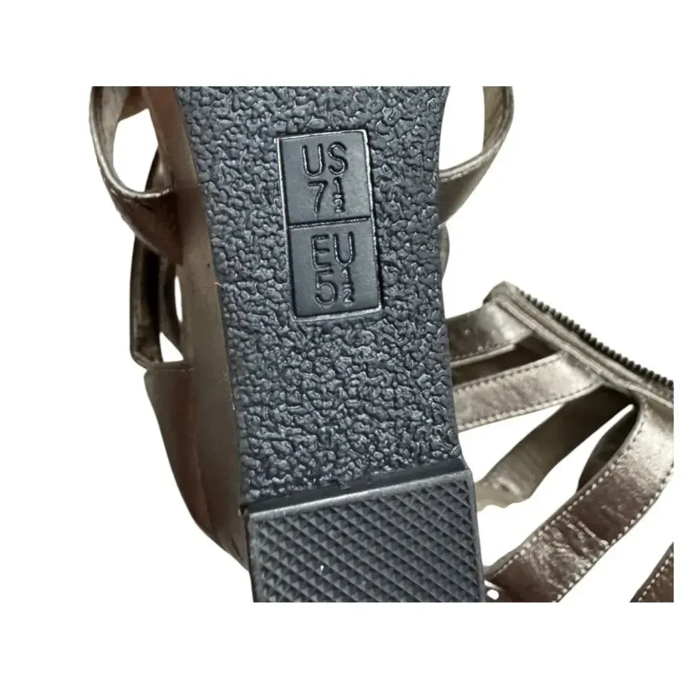 Aerosoles Plush Love Metallic Pewter Wedge Sandals Size 7.5 Comfort Shoes - Picture 9 of 12